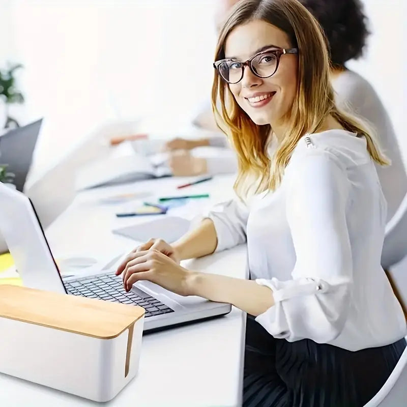cache-cable-boite-de-rangement-ideale-pour-bureau