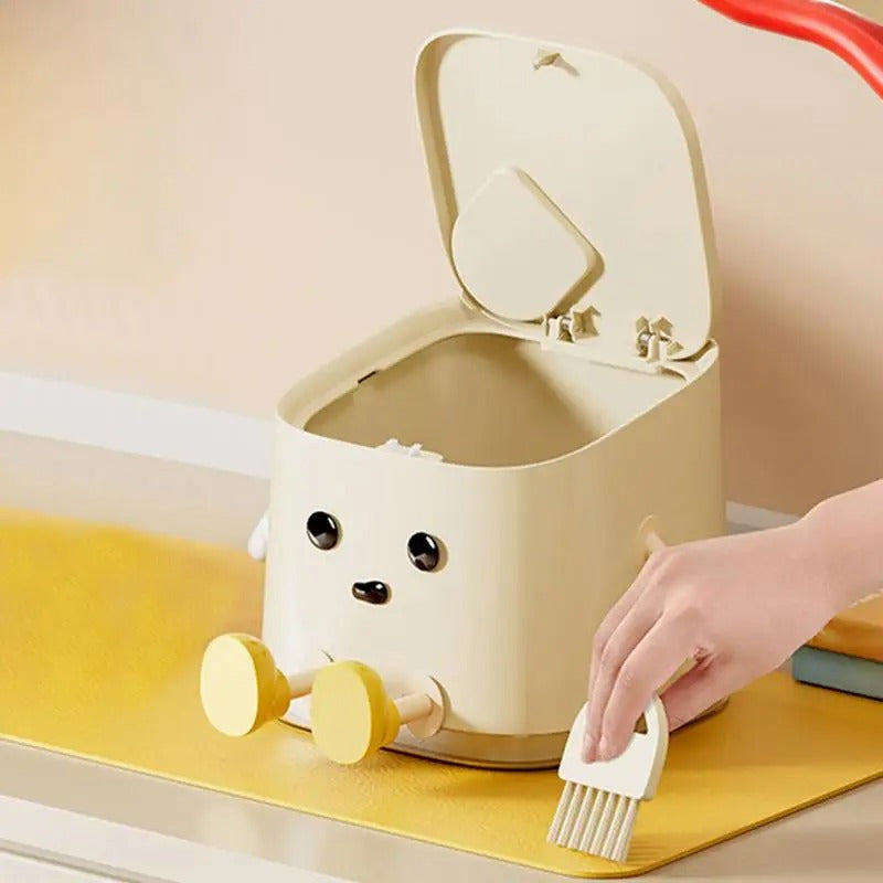 poubelle-de-bureau-avec-brosse-efficace