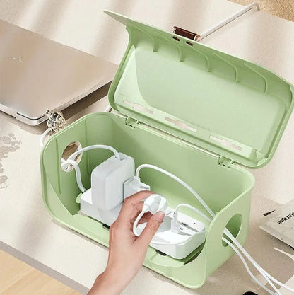 cache-cable-multiprise-moderne