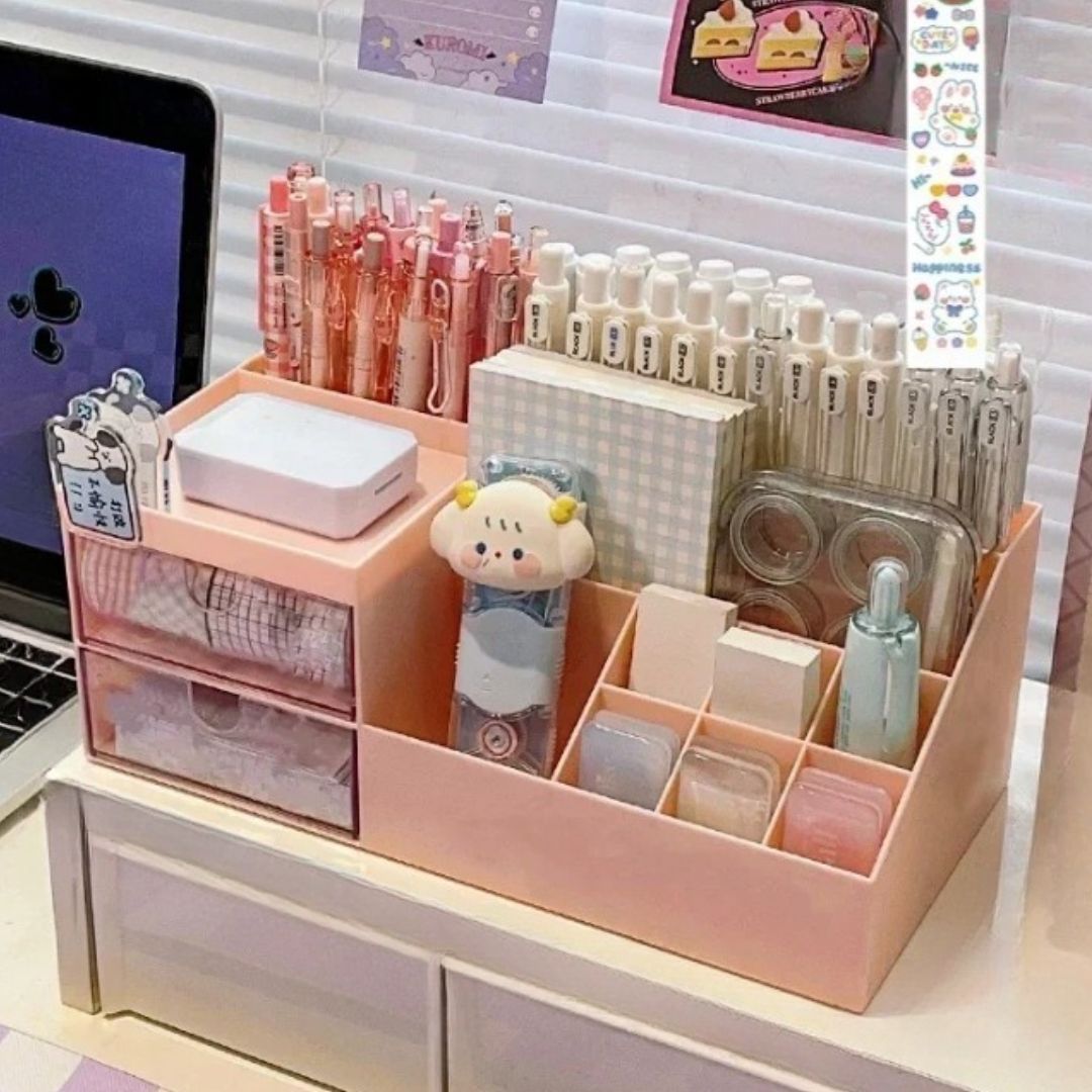 organisateur-de-bureau-et-maquillage-chic