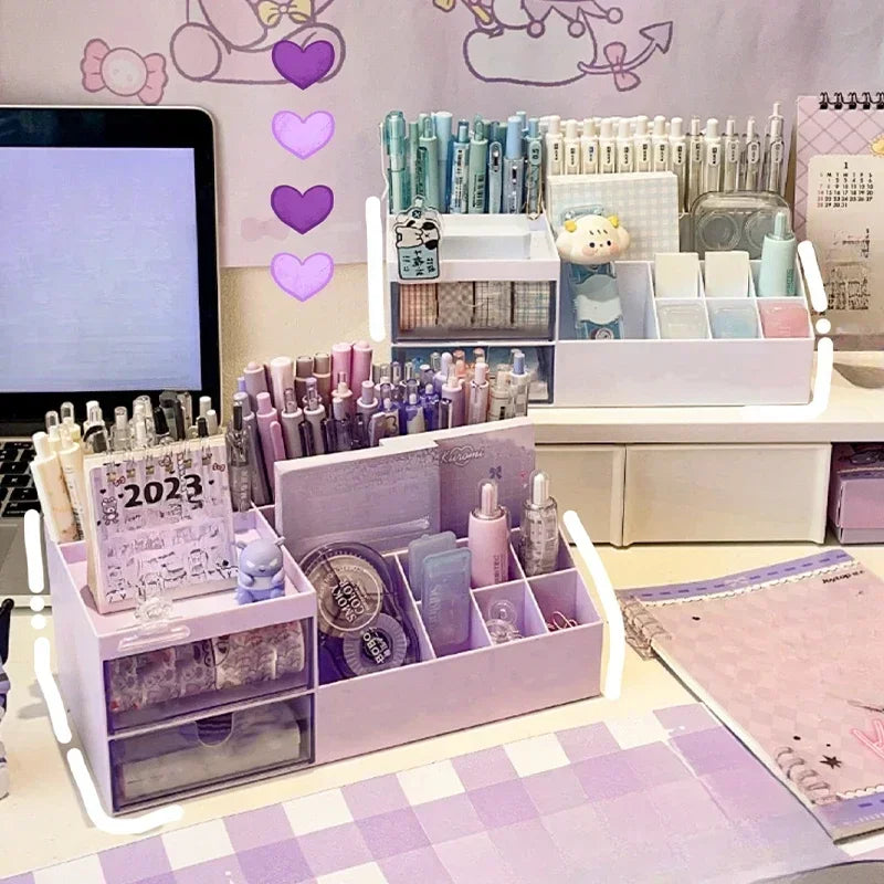 organisateur-de-bureau-et-maquillage-solide