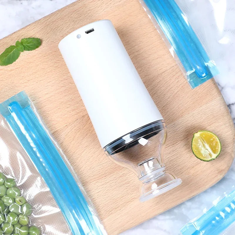 Kit de conservation alimentaire Freshy™ – 1 Pompe électrique, 2 boites alimentaires et des sacs sous vide