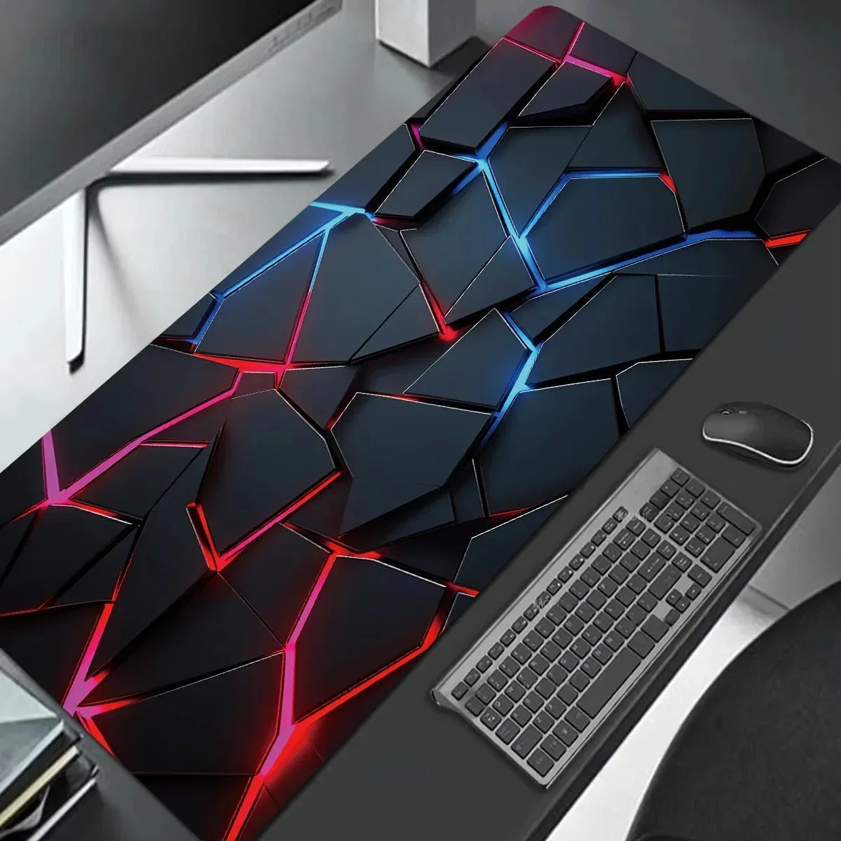 PrismeXL™ - Le Tapis de Souris Gaming aux Reflets Géométriques Spectaculaires - Rayon de Sérénité