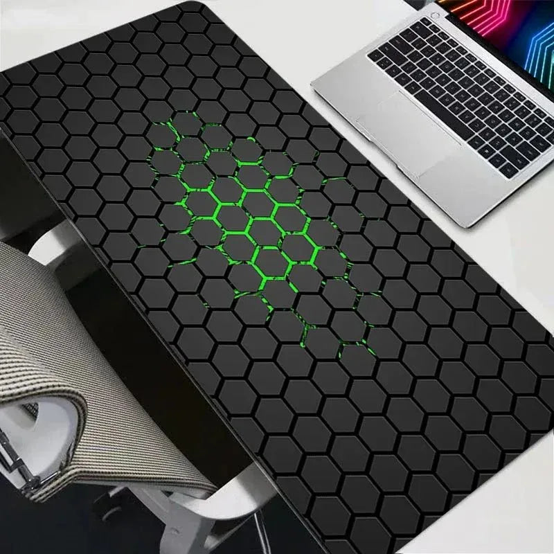 Tapis de Souris HexaGrip™ - Élégance Géométrique, Confort de Glisse - Rayon de Sérénité